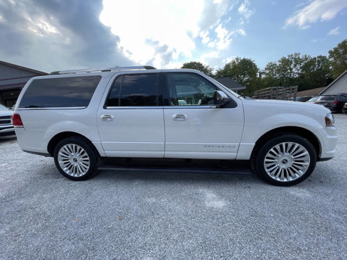 Used 2015 Lincoln Navigator L 4WD w/ Equipment Group 101A Reserve image 21