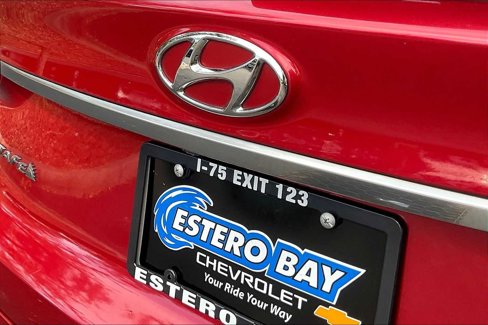 Used 2019 Hyundai Santa Fe SE image 8