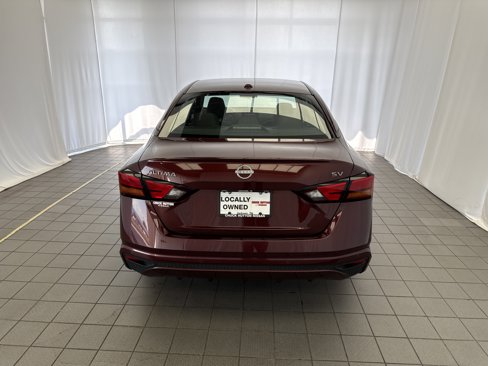 Used 2023 Nissan Altima 2.5 SV image 5