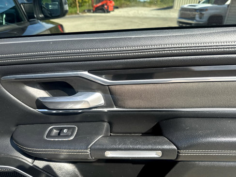 Used 2020 RAM 1500 Laramie w/ Sport Appearance Package image 9