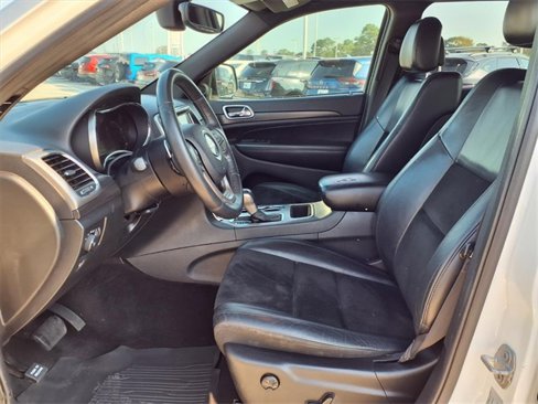 Used 2017 Jeep Grand Cherokee Altitude image 17