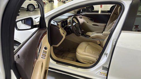 Used 2012 Buick LaCrosse Leather image 12