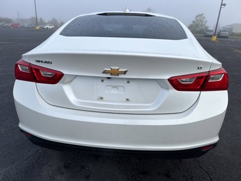 Used 2017 Chevrolet Malibu LT image 5
