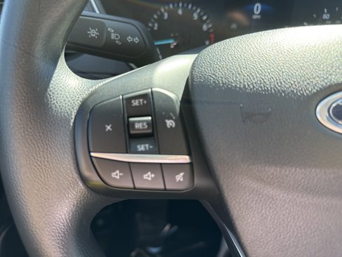 Used 2022 Ford Escape SE image 21
