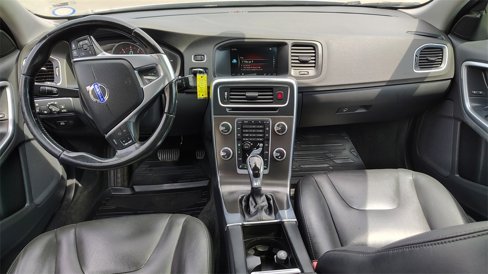 Used 2015 Volvo V60 T5 Premier w/ Convenience Package image 8