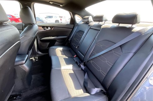 Used 2022 Kia Forte GT-Line w/ GT-Line Premium Package image 19