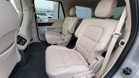Used 2019 Lincoln Navigator Reserve image 55