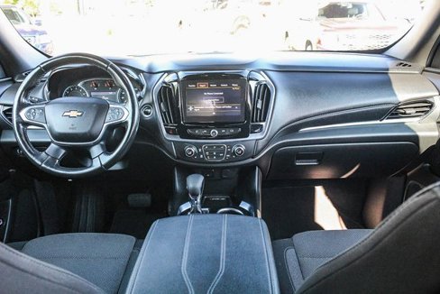 Used 2022 Chevrolet Traverse LT image 16
