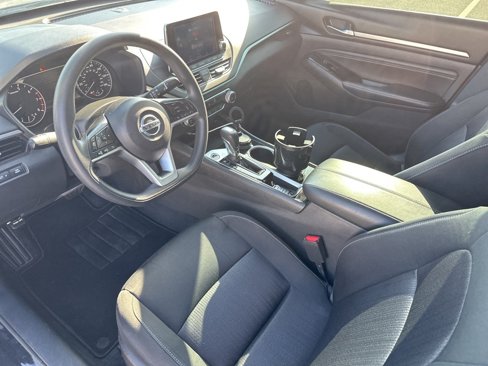 Used 2021 Nissan Altima 2.5 SV image 4
