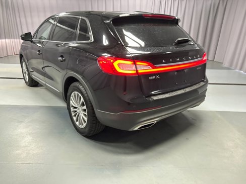 Used 2016 Lincoln MKX Select image 5