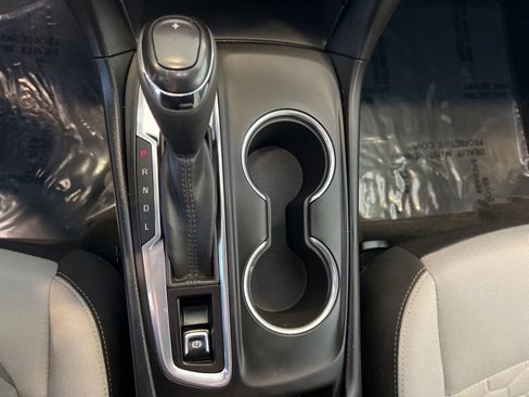 Used 2018 Chevrolet Equinox LS image 31
