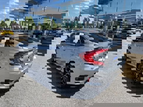 Used 2019 Honda Civic Sport image 6