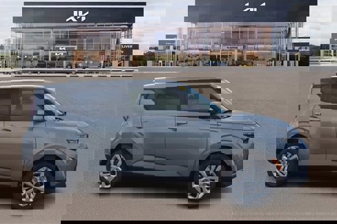New 2025 Kia Soul LX image 2