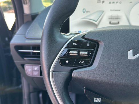 Used 2022 Kia EV6 Wind image 18