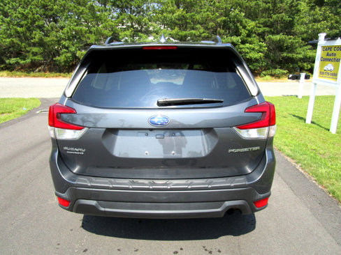 Used 2021 Subaru Forester Premium image 6