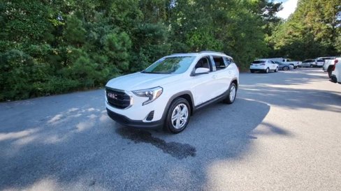Certified 2020 GMC Terrain SLE w/ Driver Convenience Package image 9