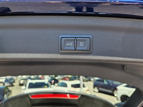 New 2025 Audi Q3 2.0T Premium image 24