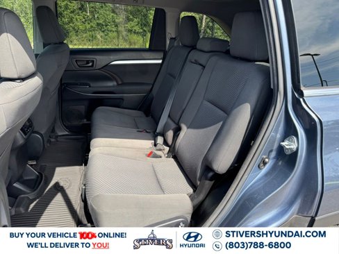 Used 2017 Toyota Highlander LE image 20