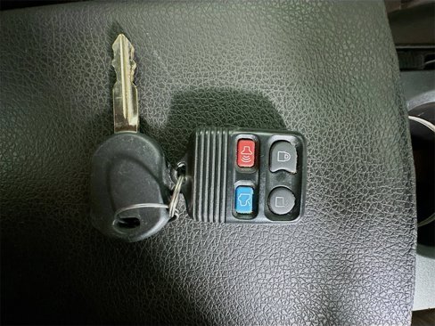 Used 2009 Ford Mustang GT image 29