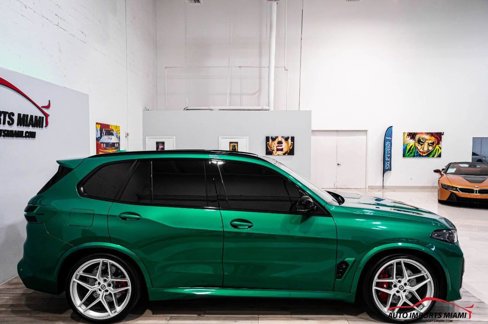 Used 2024 BMW X5 M Competition w/ Executive Package image 34