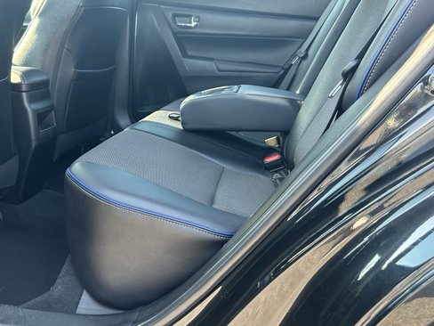 Used 2018 Toyota Corolla L image 21