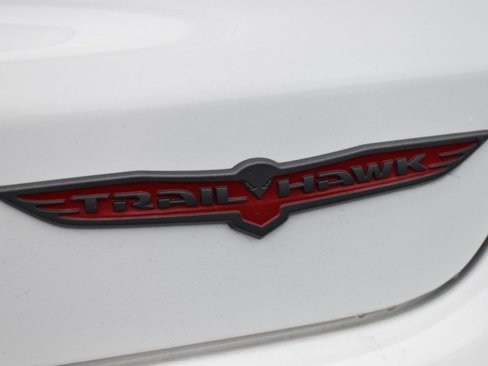 Used 2023 Jeep Compass Trailhawk image 10