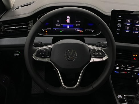 New 2025 Volkswagen Jetta SE image 14