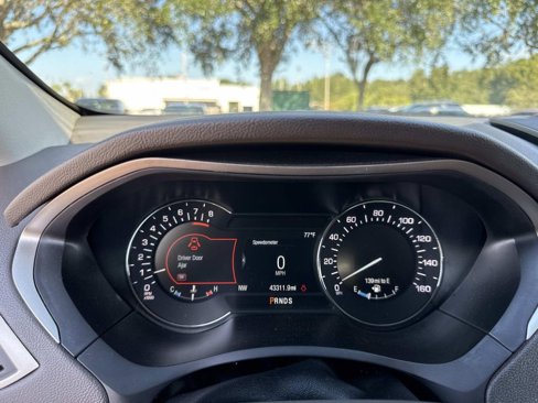 Used 2018 Lincoln MKZ Reserve image 27