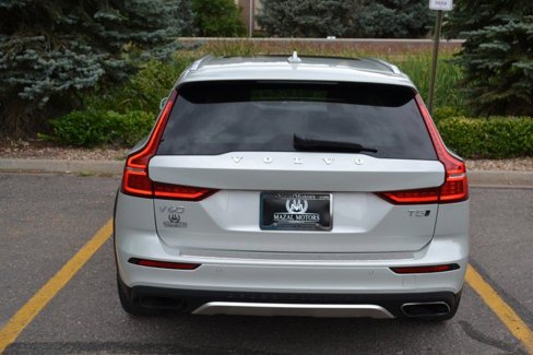 Used 2020 Volvo V60 T5 Cross Country w/ Protection Package Premier image 12