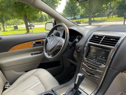 Used 2014 Lincoln MKX AWD w/ Equipment Group 101A image 69