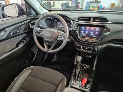 Used 2022 Chevrolet TrailBlazer LT w/ Convenience Package image 15