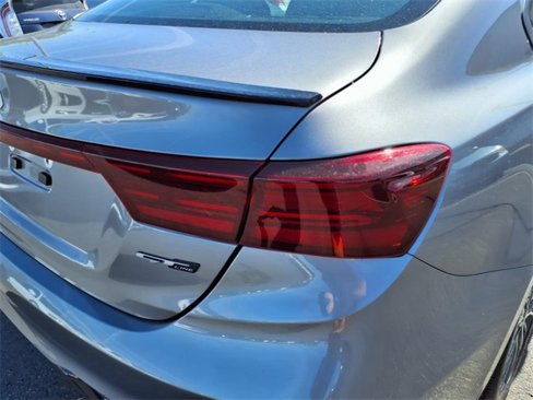 Used 2024 Kia Forte GT-Line w/ GT-Line Premium Package image 11