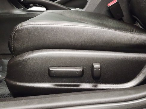 Used 2018 Acura ILX w/ Premium Package image 18