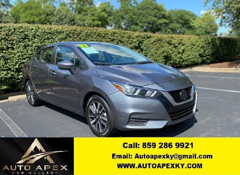 Used 2021 Nissan Versa SV image 1