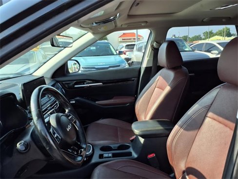 Certified 2022 Kia Seltos SX w/ Sunroof Package image 20
