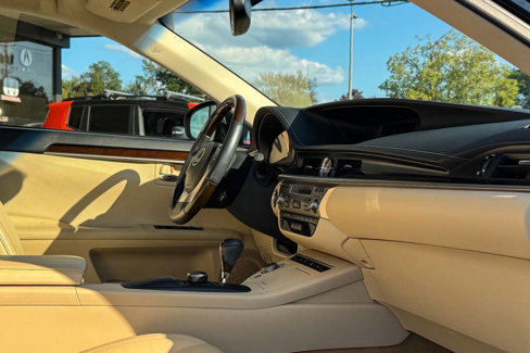 Used 2013 Lexus ES 350 image 11