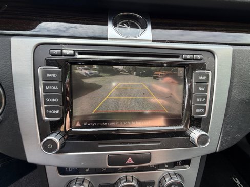 Used 2013 Volkswagen CC Lux image 21