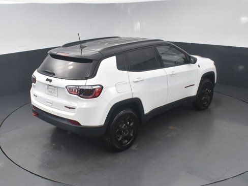 Used 2023 Jeep Compass Trailhawk image 18