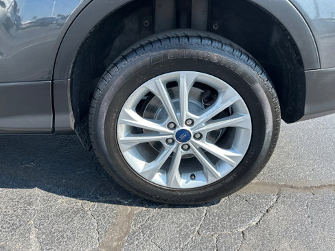 Used 2019 Ford Escape SEL image 14