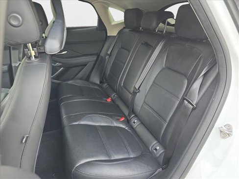 Used 2020 Jaguar E-PACE SE image 14