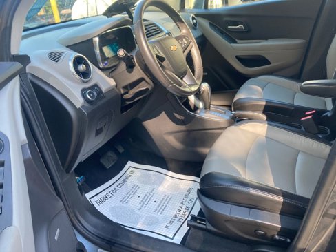 Used 2016 Chevrolet Trax LTZ image 13