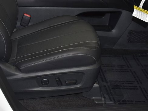Certified 2025 INFINITI QX60 Luxe w/ Cargo Package image 7