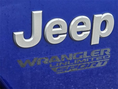 Used 2018 Jeep Wrangler Unlimited Sport S image 7