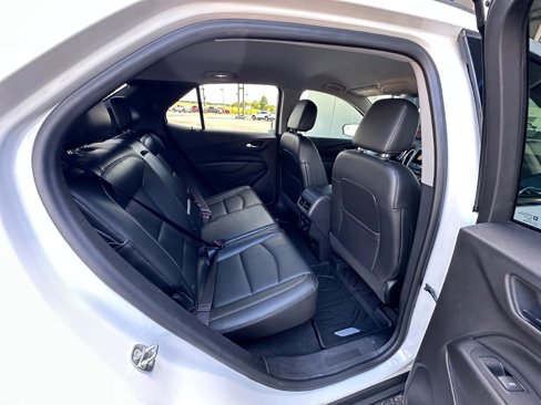 Used 2018 Chevrolet Equinox Premier image 29