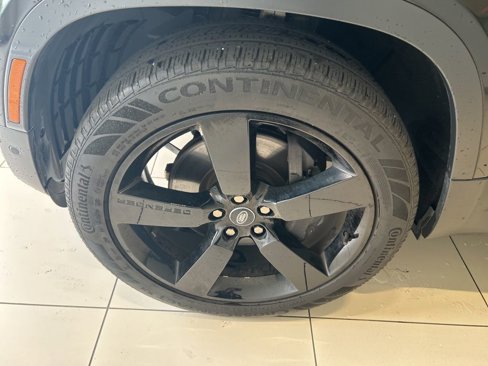 Used 2023 Land Rover Defender 110 S image 18