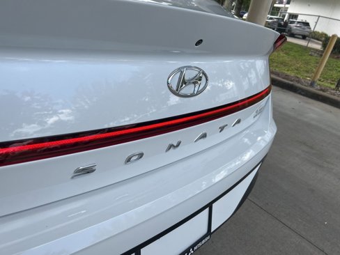 Used 2021 Hyundai Sonata SEL image 16