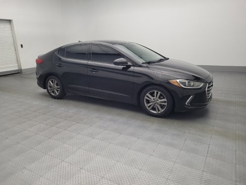 Used 2017 Hyundai Elantra Value Edition image 11