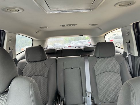 Used 2010 Chevrolet Traverse LT w/ Personal Connectivity Package image 25