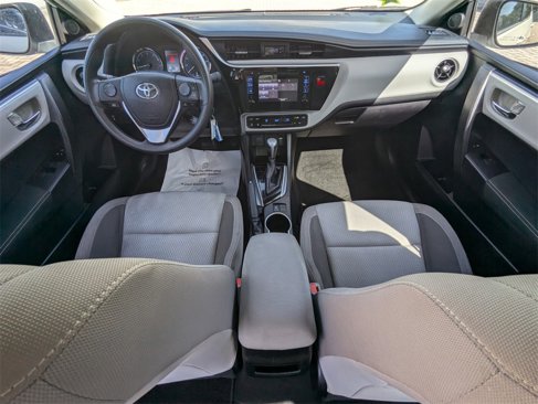 Used 2018 Toyota Corolla LE image 4