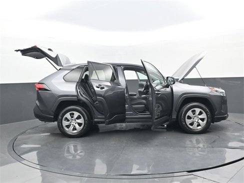 Used 2023 Toyota RAV4 LE image 32